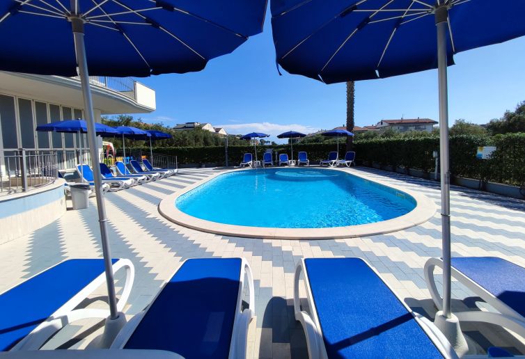 slider_piscina_02